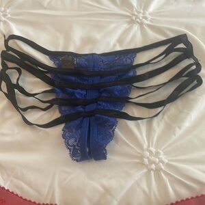 Crotchlrss panties